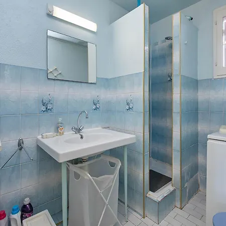 Apartment Seaside Family In Agde